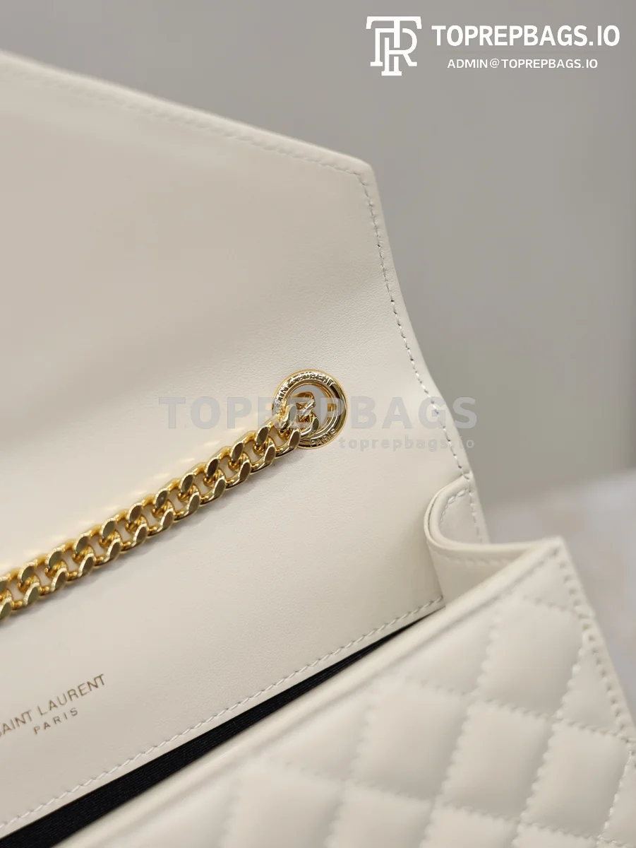 cmp_i1767779856649_5381_0_5 YSL Envelope Small in White