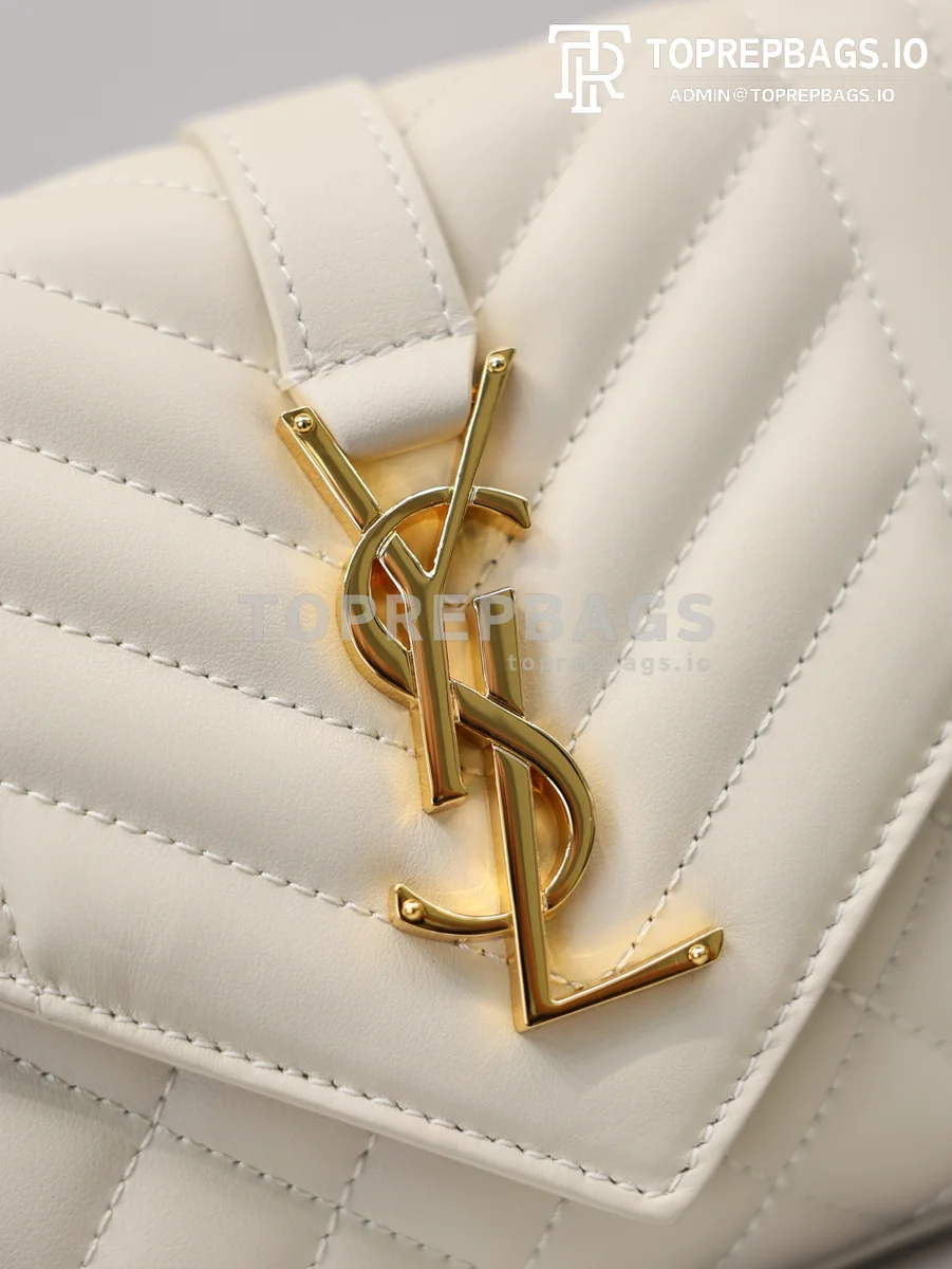 cmp_i1767779857926_9845_0_1 YSL Envelope Small in White