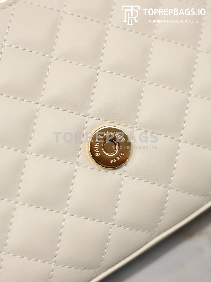 cmp_i1767779859293_9607_0_6 YSL Envelope Small in White