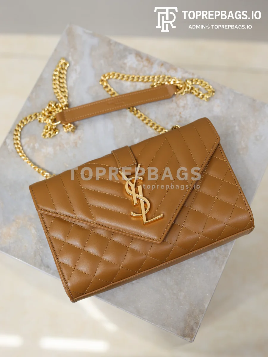 cmp_i1767780086543_4026_0_6 YSL Envelope Small in Caramel