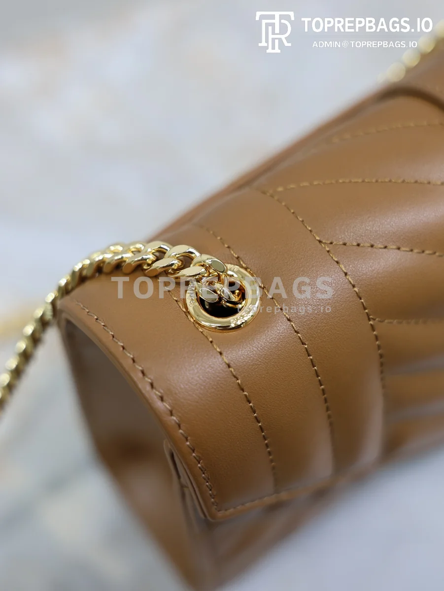 cmp_i1767780121196_238_0_4 YSL Envelope Small in Caramel
