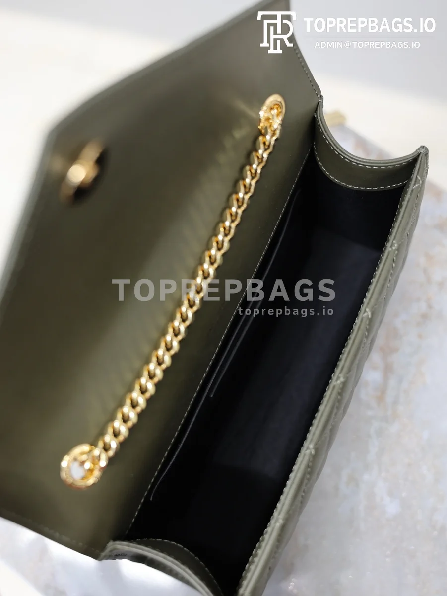 cmp_i1767780835093_9632_0_8 YSL Envelope Small in Green