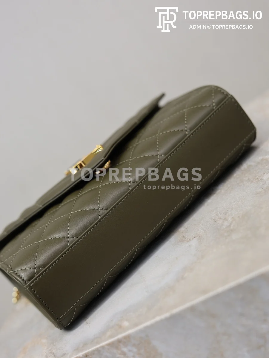 cmp_i1767780886259_7512_0_3 YSL Envelope Small in Green