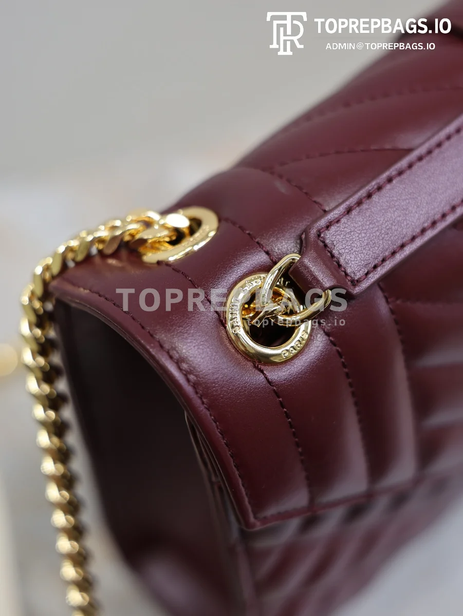cmp_i1767781411083_2314_0_4 YSL Envelope Medium in Burgundy