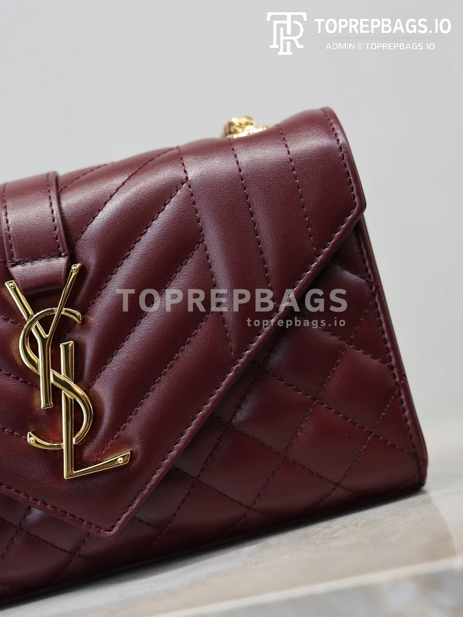 cmp_i1767781641240_7832_0_0 YSL Envelope Small in Burgundy