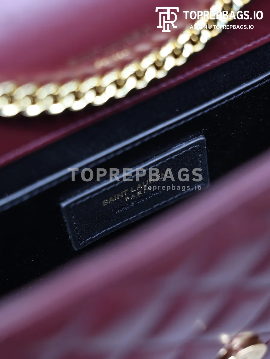 cmp_i1767781647639_2541_0_7 YSL Envelope Small in Burgundy