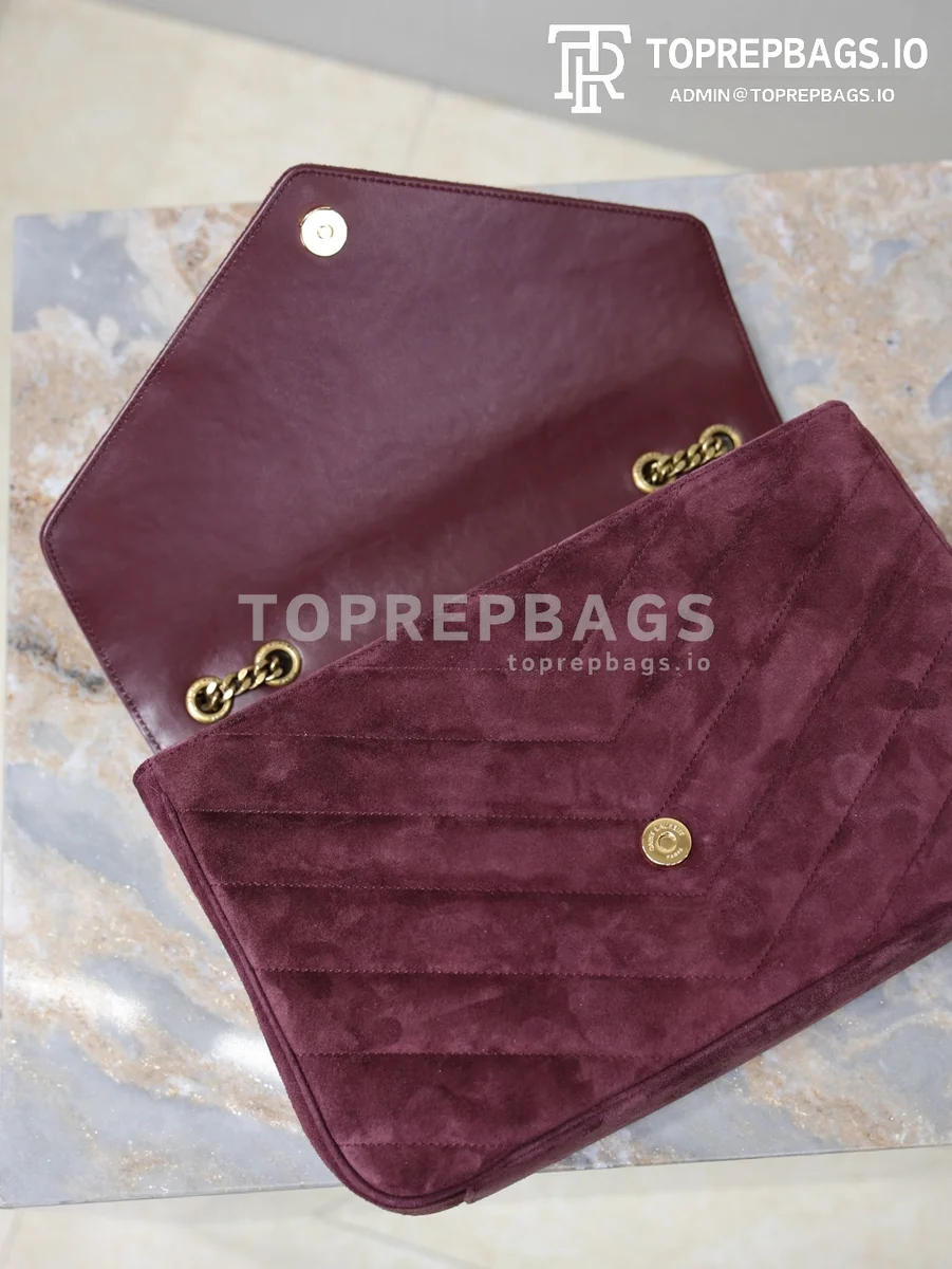 cmp_i1768376409990_8620_0_7 YSL Loulou in Burgundy