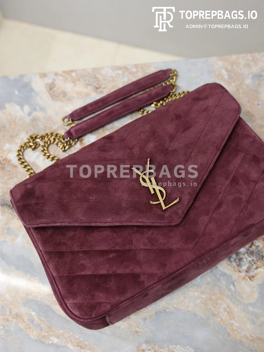 cmp_i1768376410032_5479_0_6 YSL Loulou in Burgundy