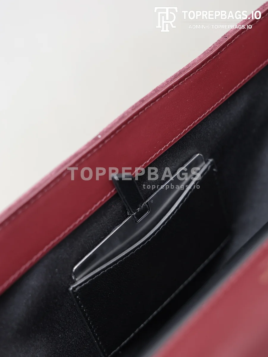 cmp_i1768376466731_397_0_7 YSL Loulou in Burgundy