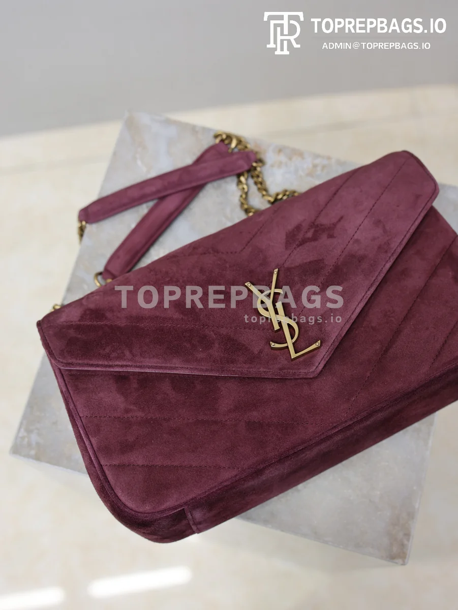 cmp_i1768376744978_4709_0_5 YSL Loulou in Burgundy