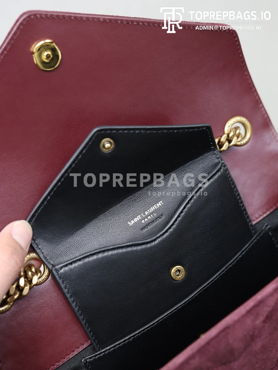 cmp_i1768377070580_5403_0_4 YSL Loulou in Burgundy