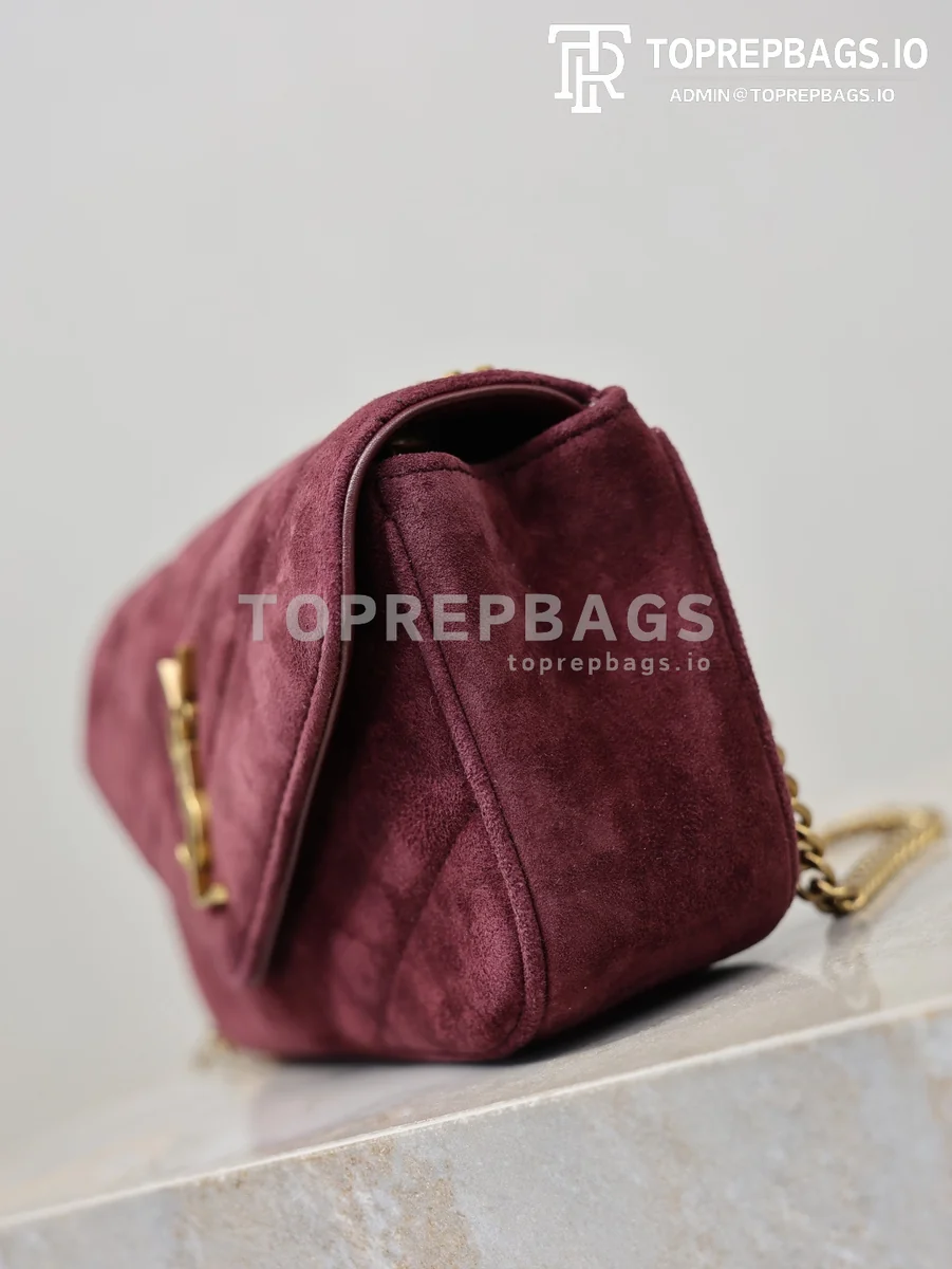 cmp_i1768377212709_7200_0_3 YSL Loulou in Burgundy