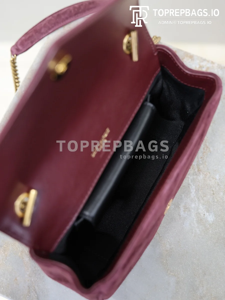 cmp_i1768377212734_7426_0_8 YSL Loulou in Burgundy