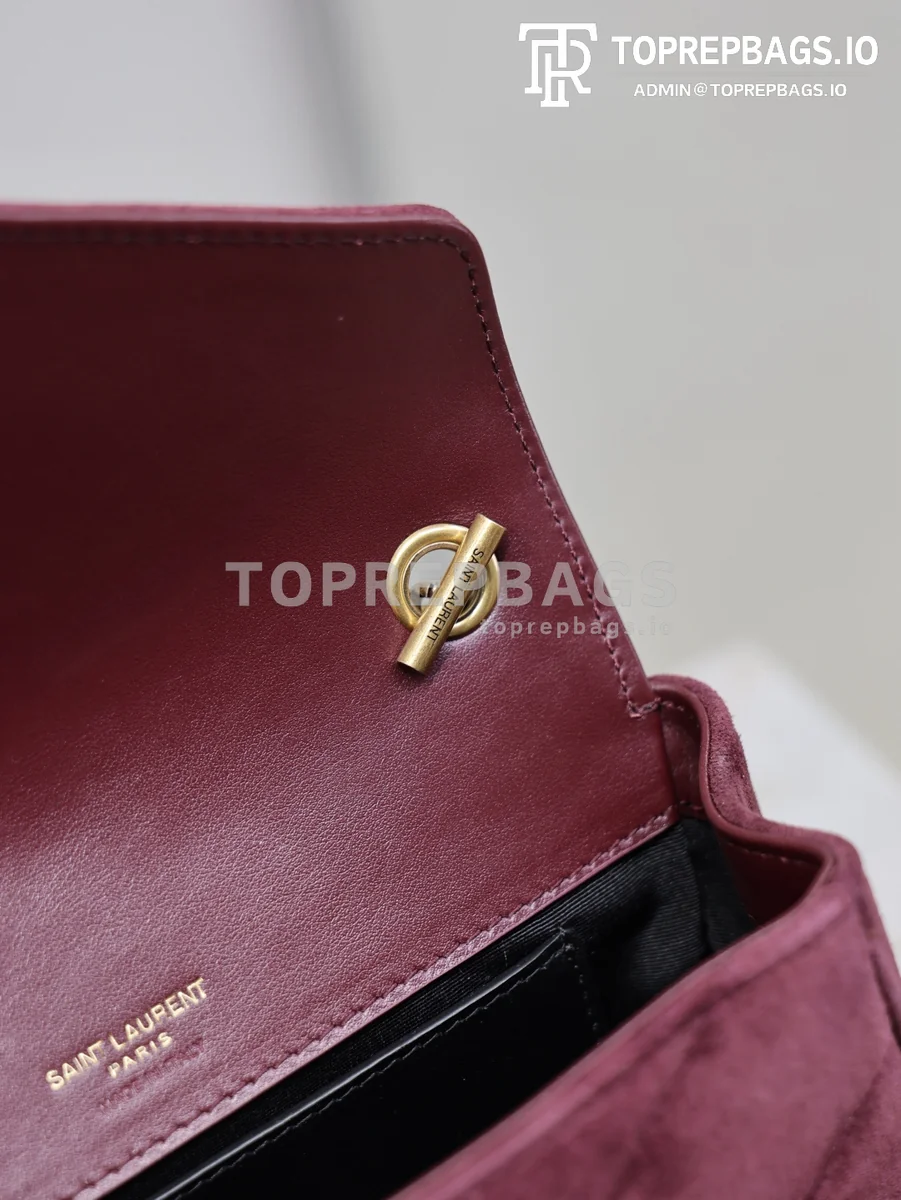 cmp_i1768377251117_3101_0_6 YSL Loulou in Burgundy
