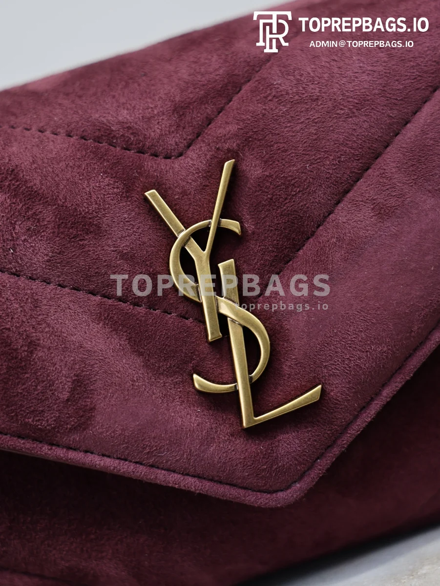 cmp_i1768377254028_751_0_0 YSL Loulou in Burgundy