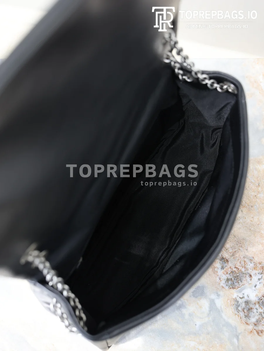 cmp_i1769671847684_4736_0_8 YSL Jamie 4.3 in Black