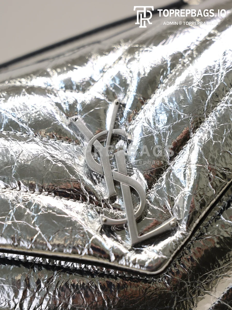 cmp_i1769676022326_7283_0_0 YSL Loulou 494699 Calfskin Leather Silver-tone Hardware Shoulder Bag detailed product image