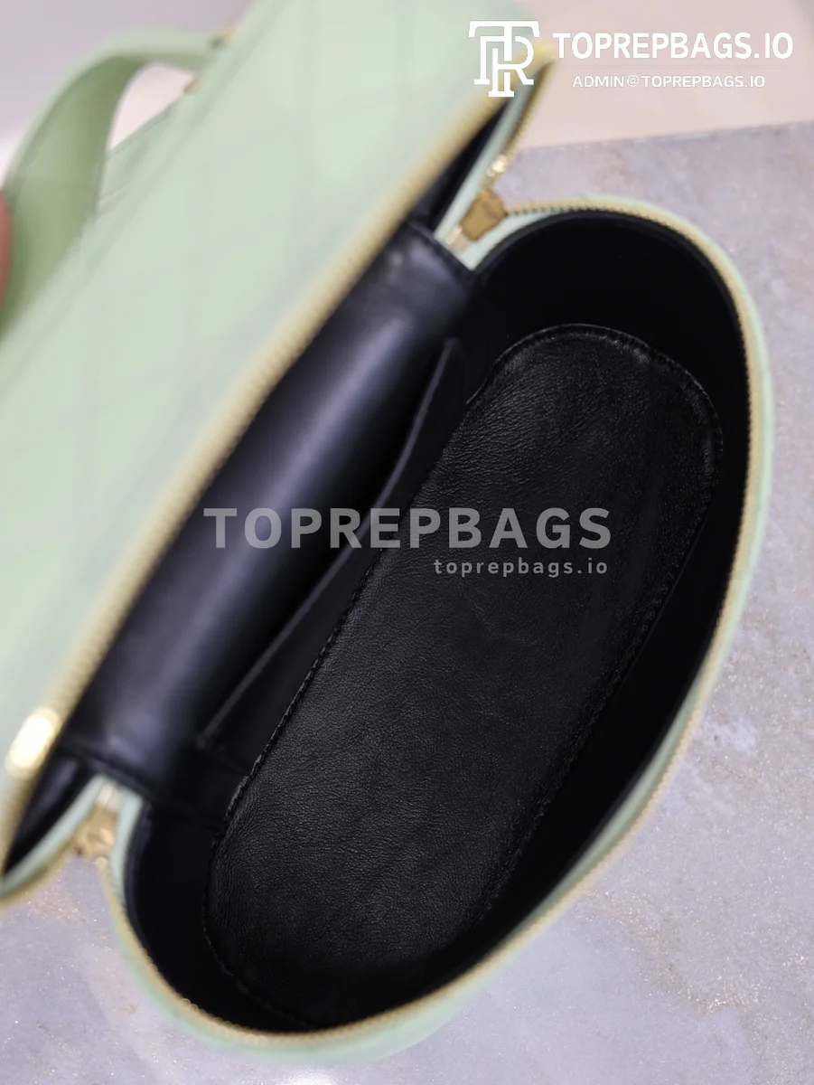 cmp_i1769677028248_6921_0_7 YSL Gaby Mini in Green
