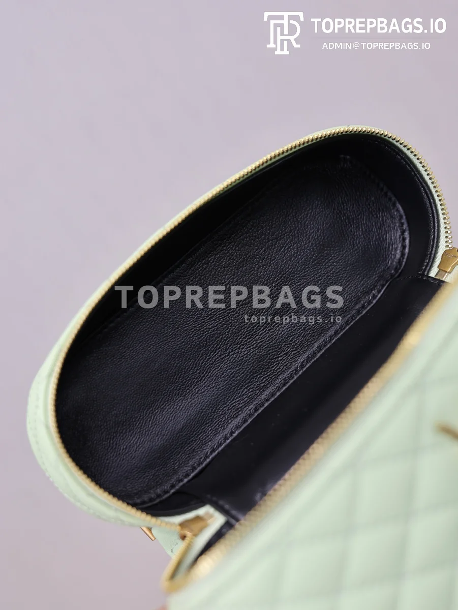 cmp_i1769677030694_6899_0_6 YSL Gaby Mini in Green