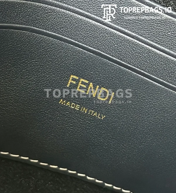 cmp_i1770631205175_7869_0_6 Fendi Baguette in Black