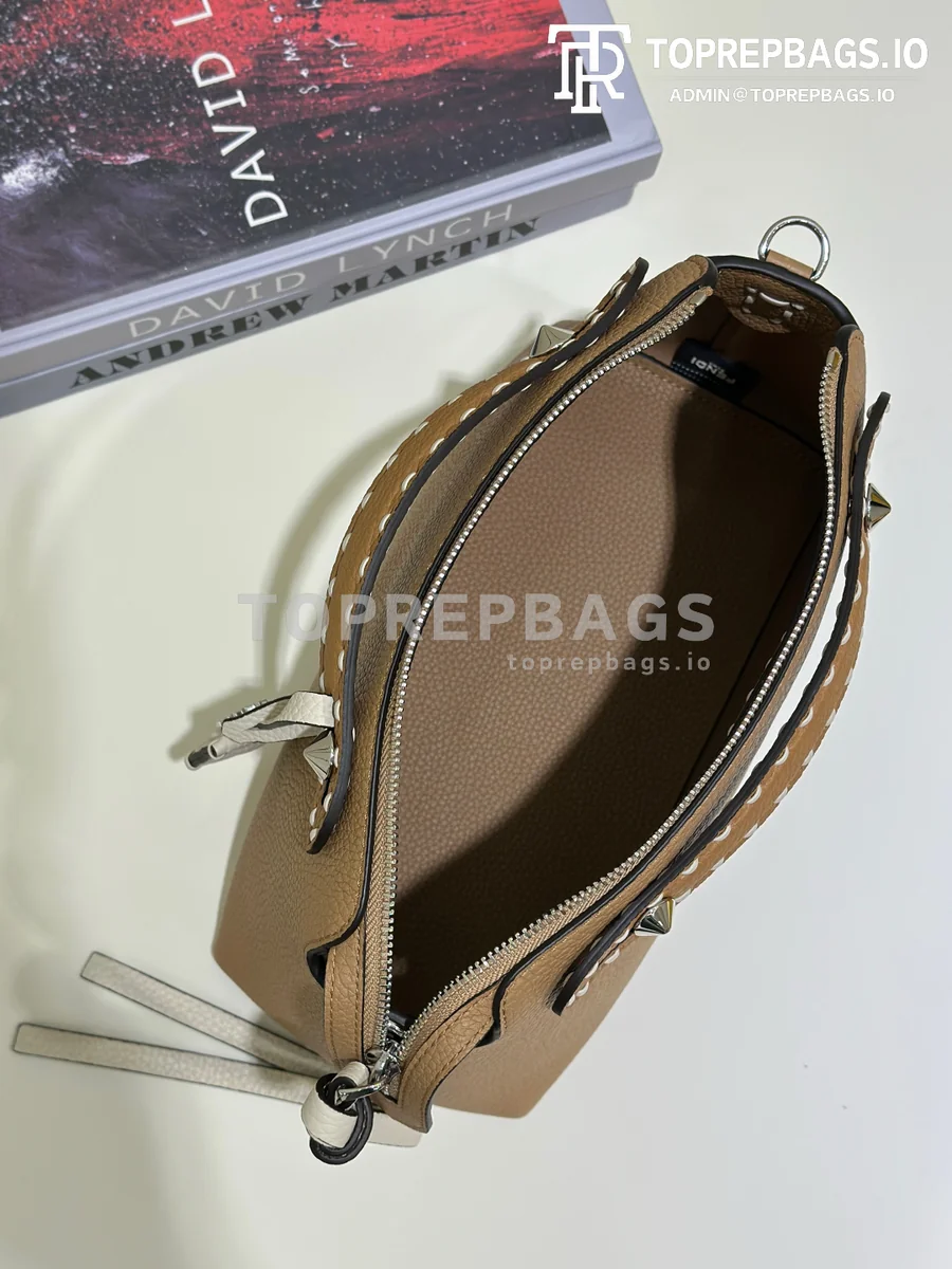 cmp_i1775122500094_2829_0_7 Fendi By The Way Selleria in Beige