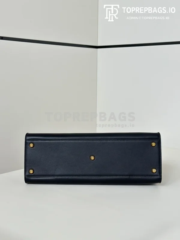 cmp_i1777897544250_2645_0_8 Fendi Way in Black