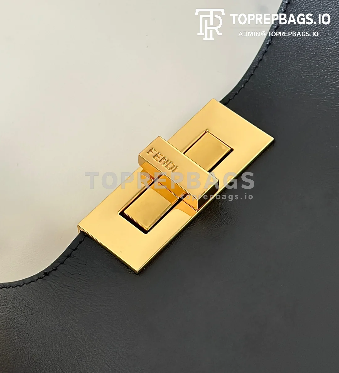 cmp_i1777897838121_7616_0_5 Fendi Way in Black