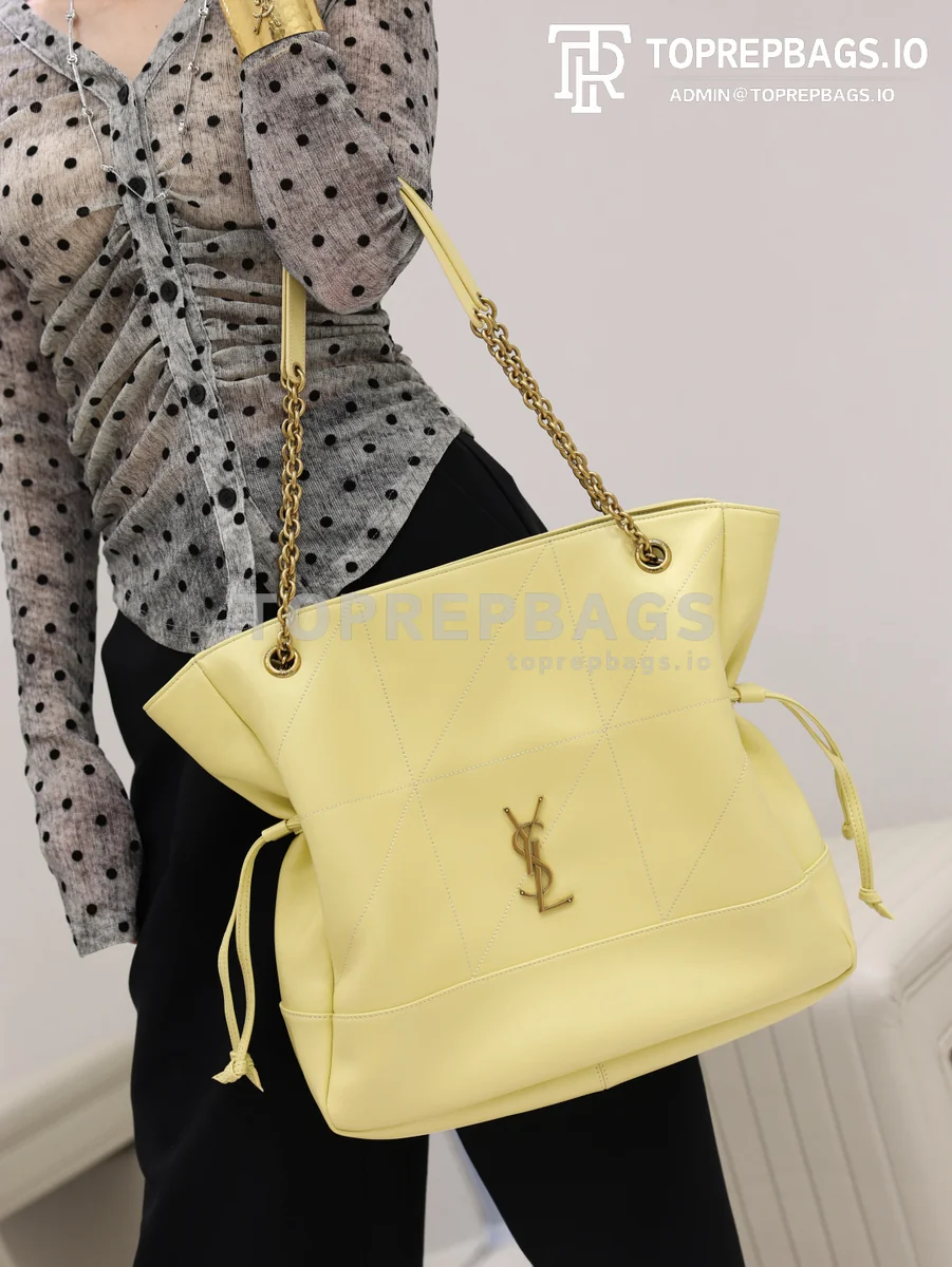 cmp_i1778829531100_1707_0_1 YSL Jamie 4.3 Large Pochon Bucket in Yellow