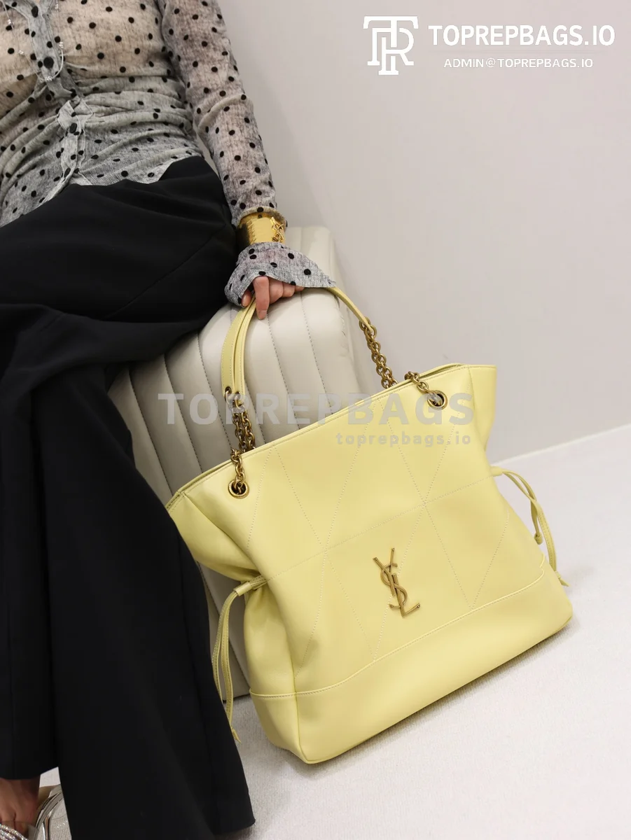 cmp_i1778829532765_6452_0_4 YSL Jamie 4.3 Large Pochon Bucket in Yellow