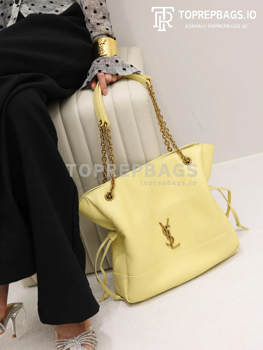cmp_i1778829899534_9321_0_5 YSL Jamie 4.3 Pochon Small Bucket in Yellow