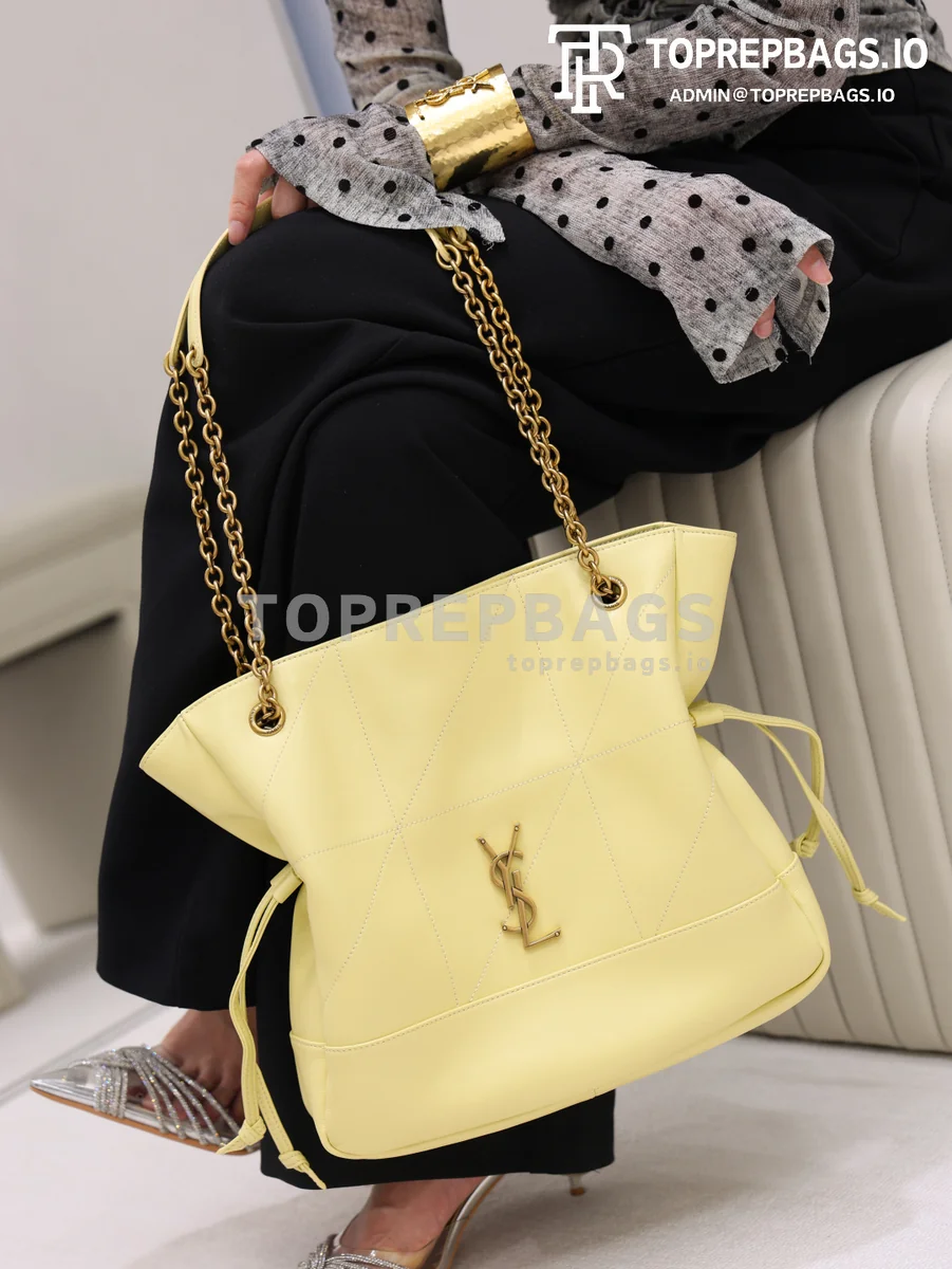 cmp_i1778829899651_4079_0_4 YSL Jamie 4.3 Pochon Small Bucket in Yellow