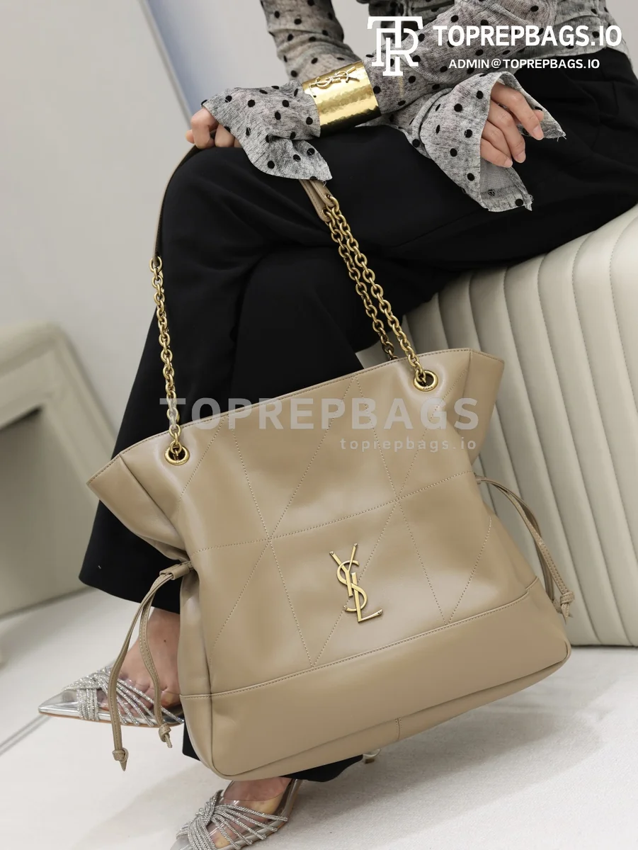 cmp_i1778830491748_5052_0_4 YSL Jamie 4.3 Large Pochon Bucket in Beige