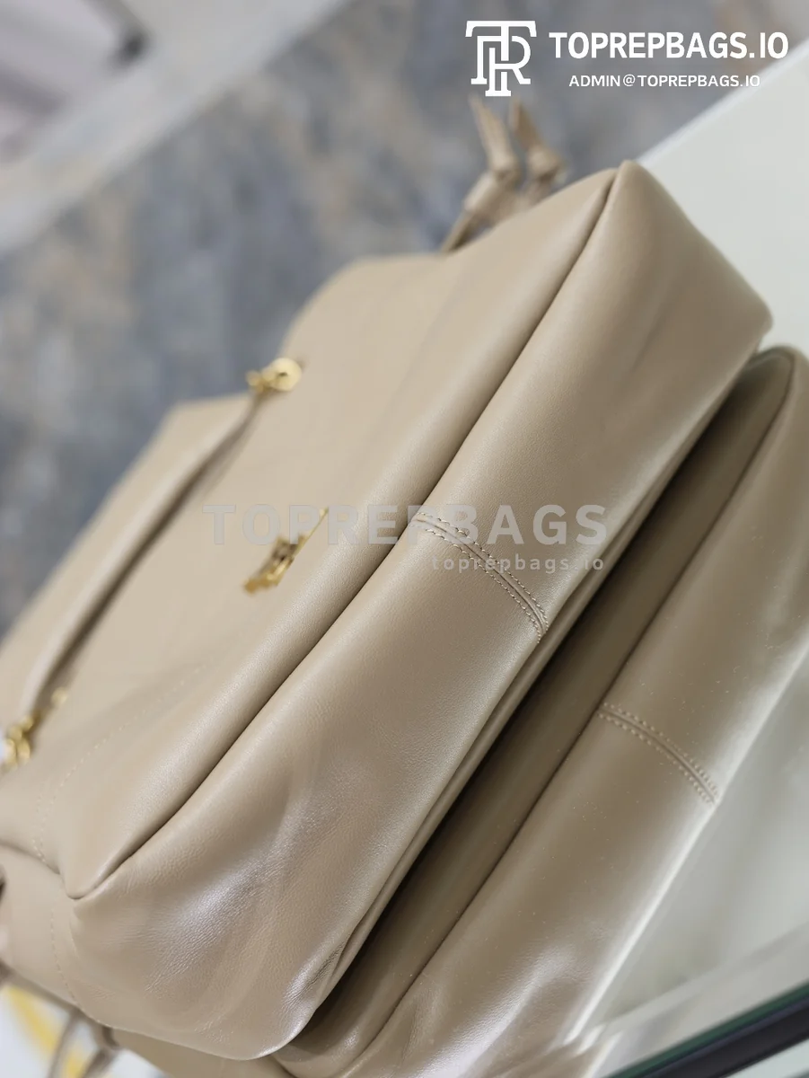 cmp_i1778830735303_717_0_8 YSL Jamie 4.3 Pochon Small Bucket in Beige