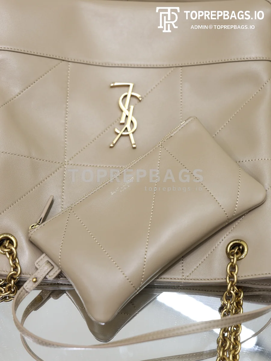 cmp_i1778830877905_2944_0_2 YSL Jamie 4.3 Pochon Small Bucket in Beige