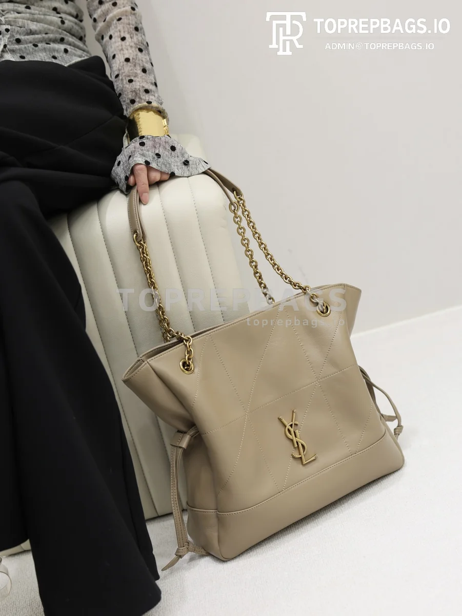 cmp_i1778830902235_2493_0_5 YSL Jamie 4.3 Pochon Small Bucket in Beige
