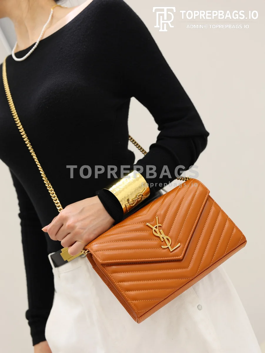 cmp_i1778831988247_5905_0_4 YSL Monogram Envelope in Orange