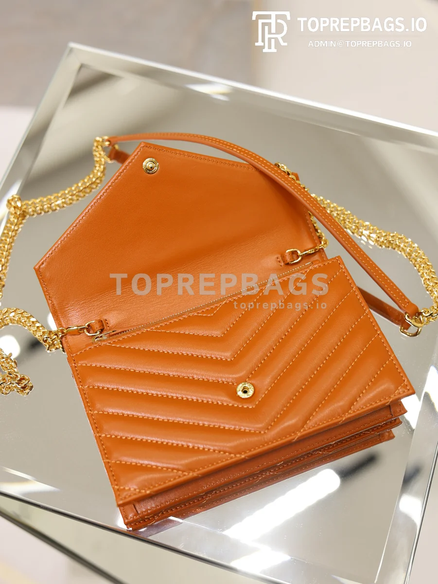 cmp_i1778832172358_6315_0_5 YSL Envelope WOC Small in Orange