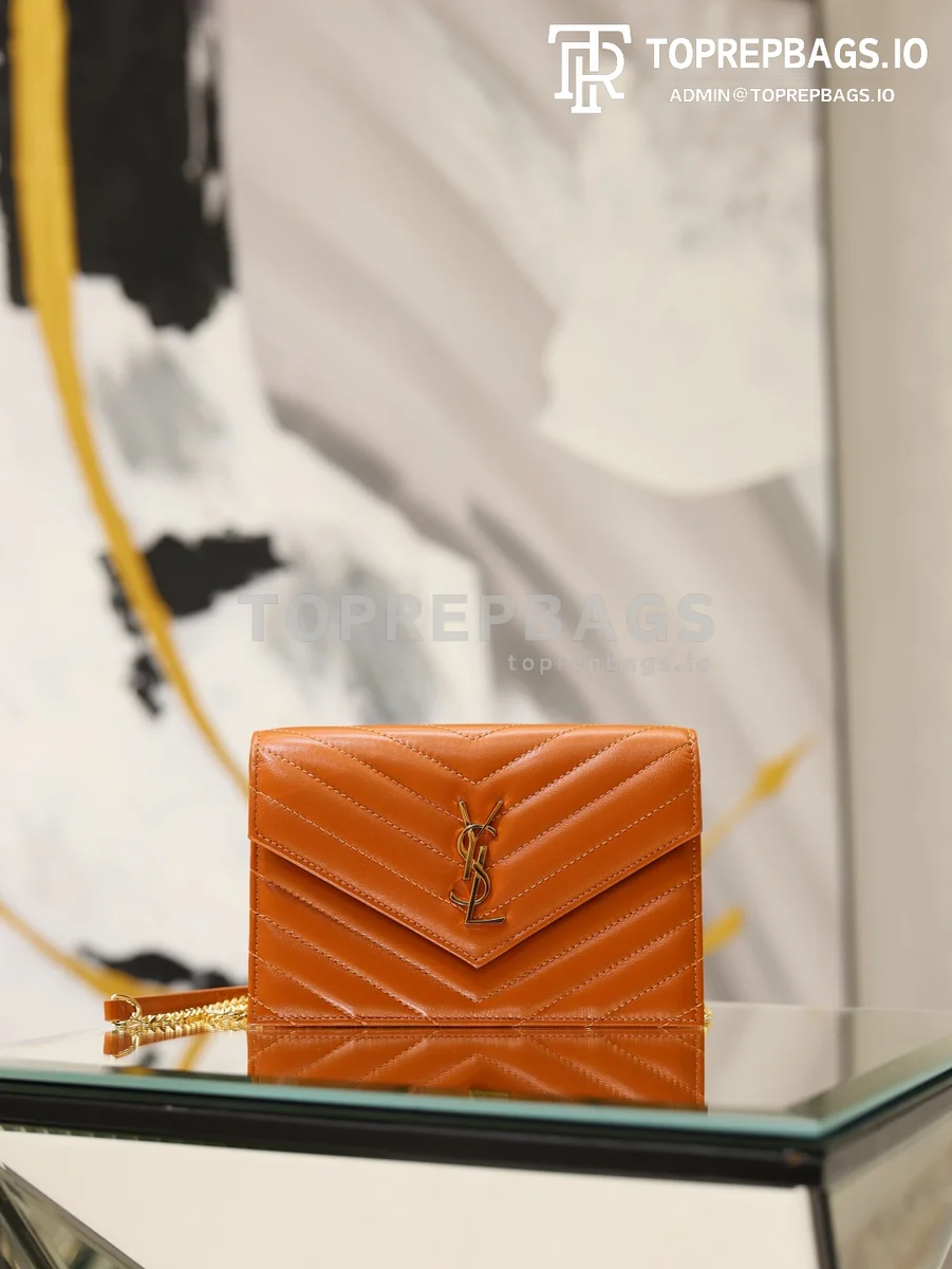 cmp_i1778832173608_8782_0_0 YSL Envelope WOC Small in Orange