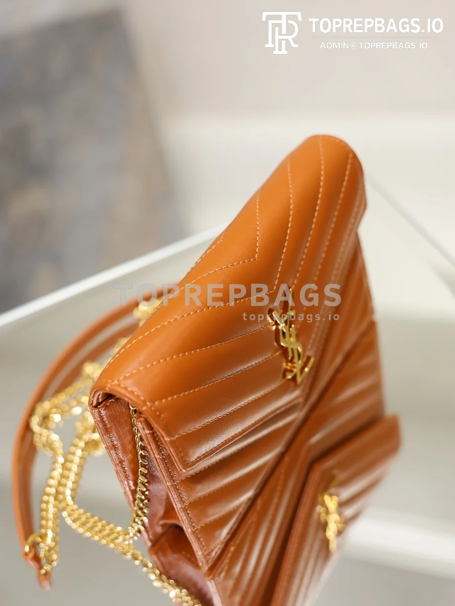 cmp_i1778832239928_865_0_8 YSL Envelope WOC Small in Orange