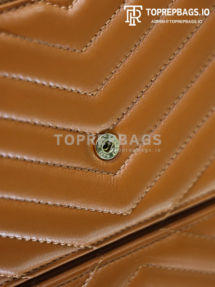 cmp_i1778832241279_9880_0_6 YSL Envelope WOC Small in Orange