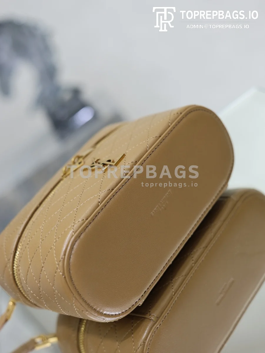 cmp_i1778832769813_3741_0_8 YSL Gaby Mini in Taupe