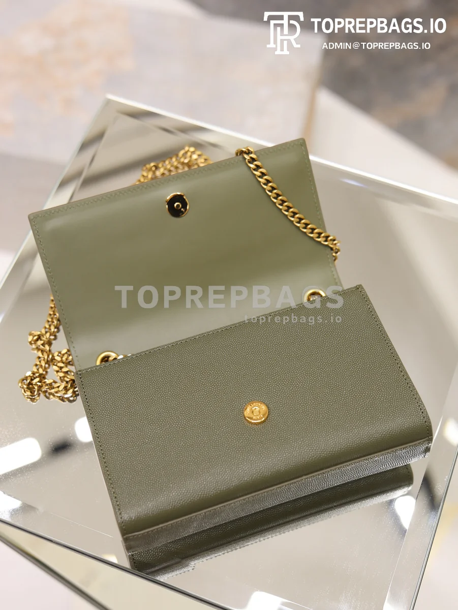 cmp_i1778833116641_4424_0_7 YSL Kate 20 in Green