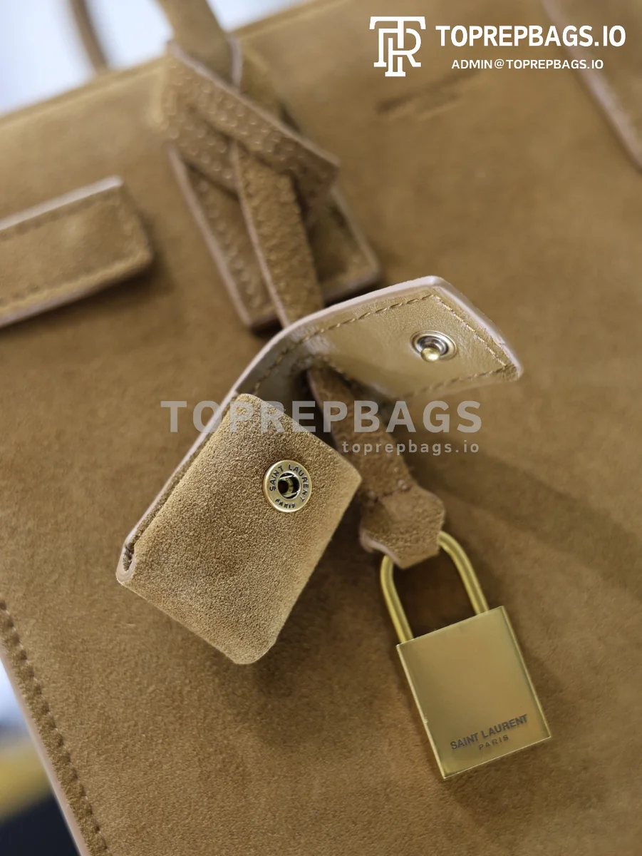 cmp_i1778836201136_5566_0_0 YSL Sac De Jour in Brown
