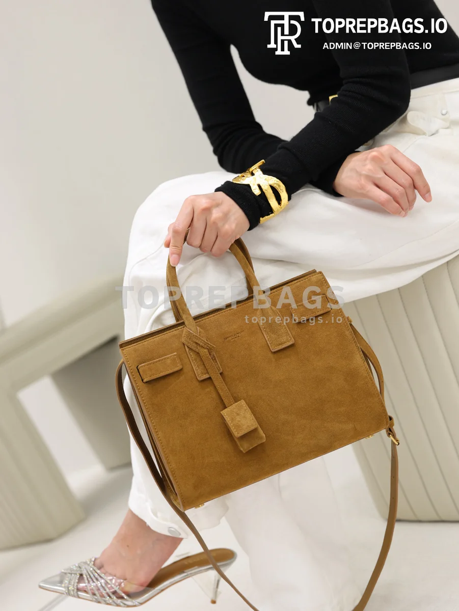 cmp_i1778836241549_6474_0_0 YSL Sac De Jour in Brown