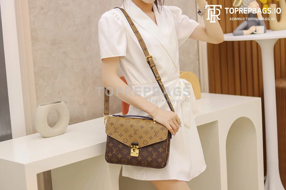 i1619598883_3266_4 Louis Vuitton Pochette Metis Messenger in Brown