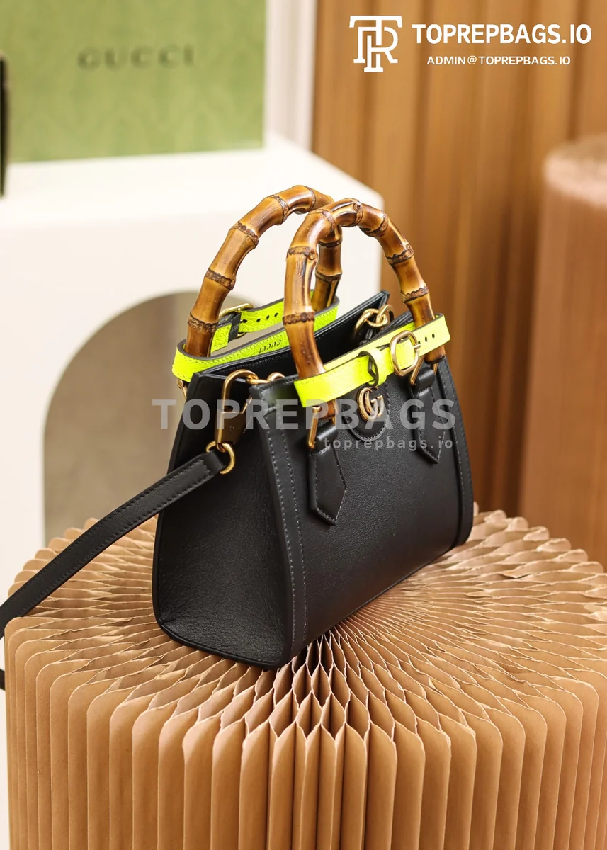 i1627804938_7035_2 Gucci Diana Mini in Black