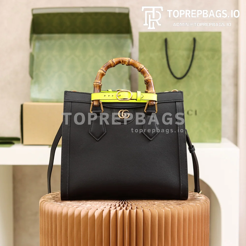 i1627805252_2613_0 Gucci Diana Small in Black