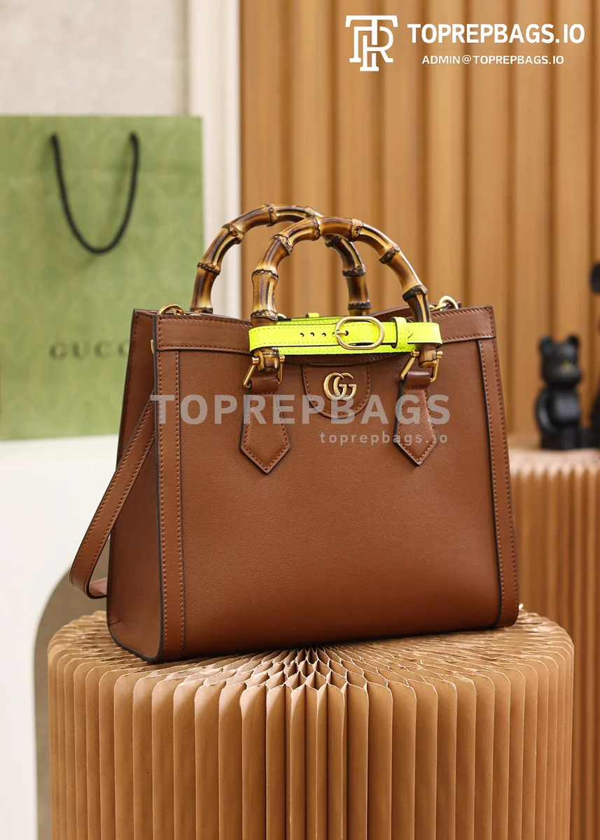 i1627805891_8959_1 Gucci Diana Small in Brown
