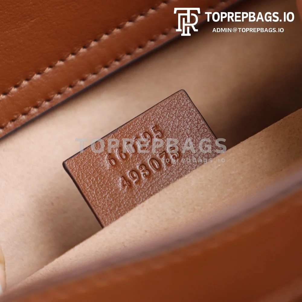 i1627805940_7044_7 Gucci Diana Small in Brown