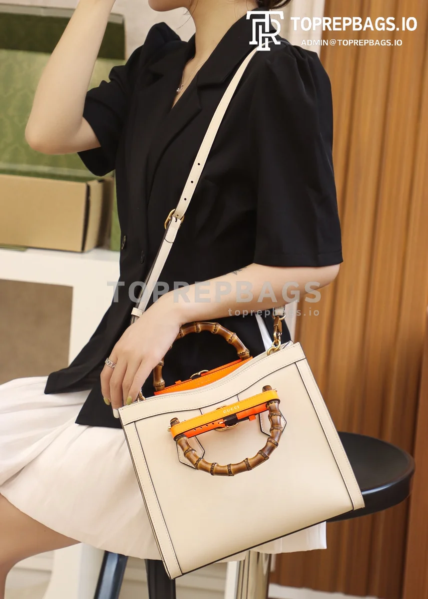 i1628157614_5866_4 Gucci Diana Small in White